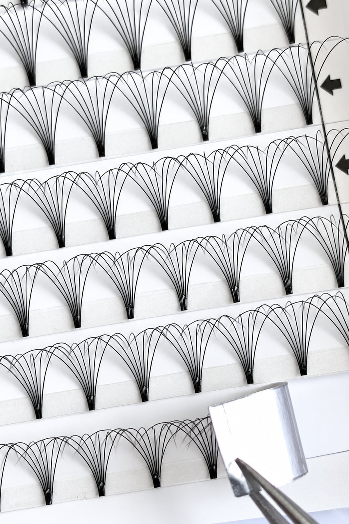 S'LASHES Premade Fans - 144 Fans pro Box